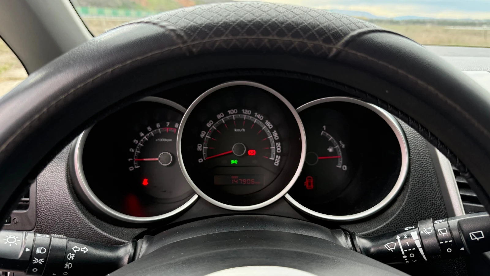 Kia Venga, снимка 5 - Автомобили и джипове - 53936960