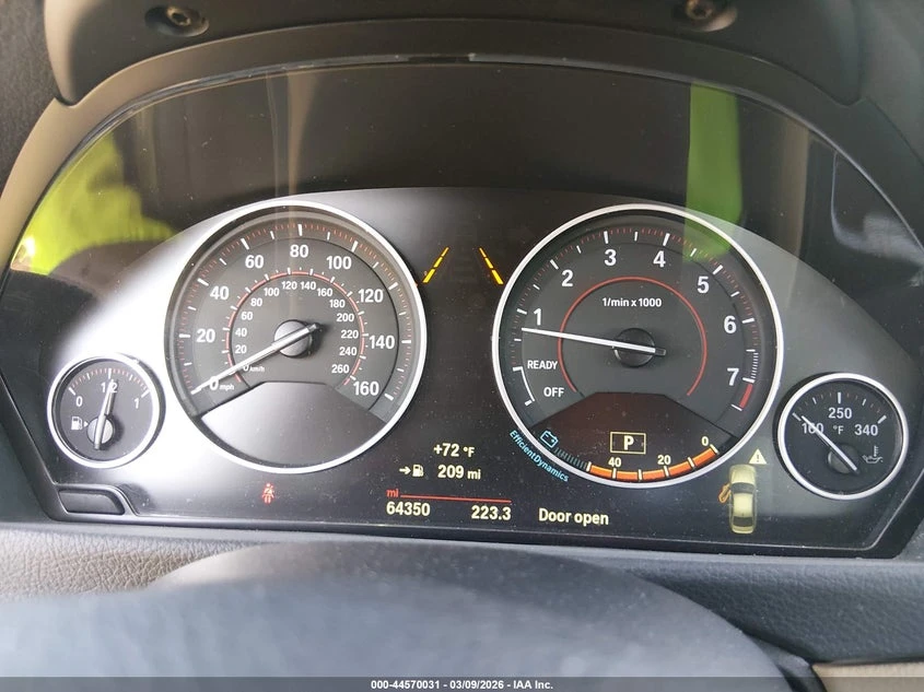 BMW 330 2.0l I xDrive, снимка 7 - Автомобили и джипове - 53955861