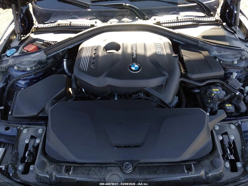 BMW 330 2.0l I xDrive, снимка 10 - Автомобили и джипове - 53955861