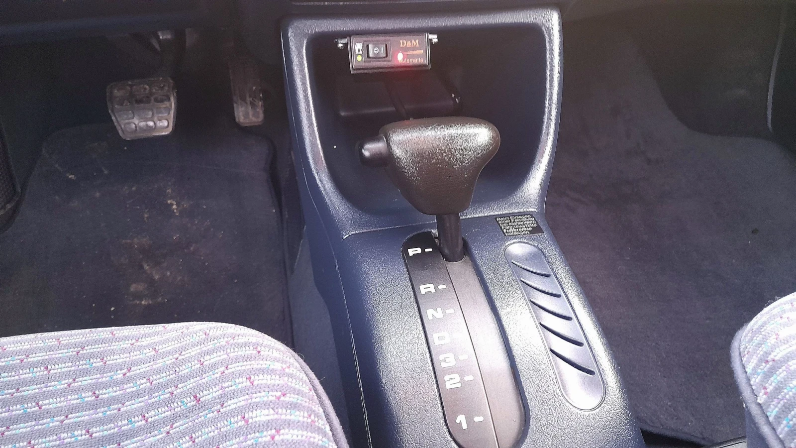 VW Golf 1.8 газ Klimatik Automatic , снимка 10 - Автомобили и джипове - 54232846