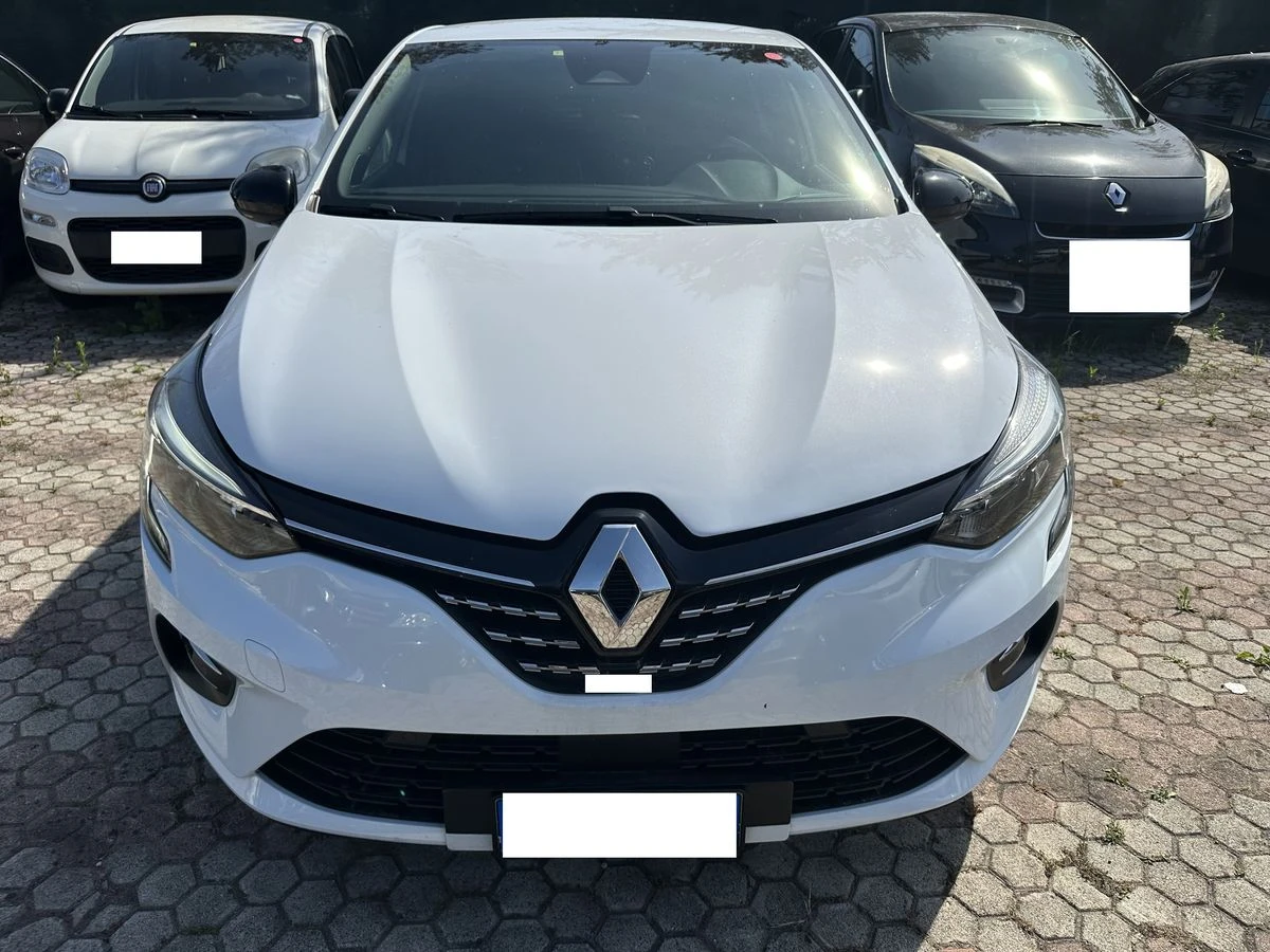 Renault Clio 1.6 Hybrid E-Tech Intens, снимка 2 - Автомобили и джипове - 54641430