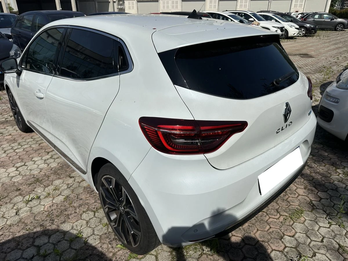 Renault Clio 1.6 Hybrid E-Tech Intens, снимка 6 - Автомобили и джипове - 54641430