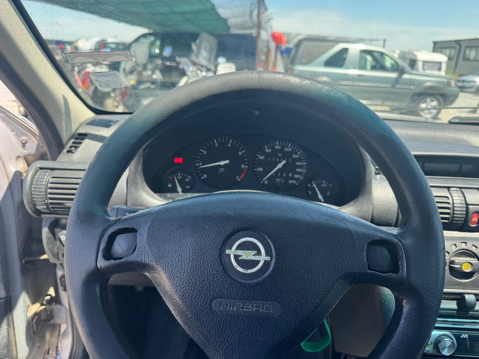 Opel Corsa 1.4 16V, снимка 11 - Автомобили и джипове - 54719348