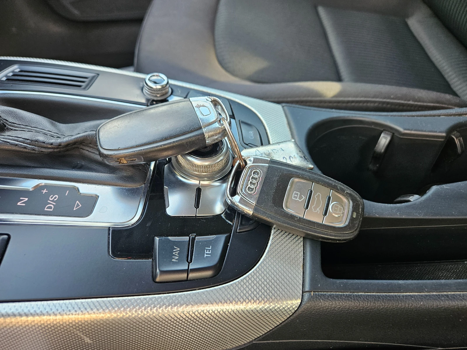 Audi A4 2.0TDi  FACELIFT , снимка 9 - Автомобили и джипове - 54790478