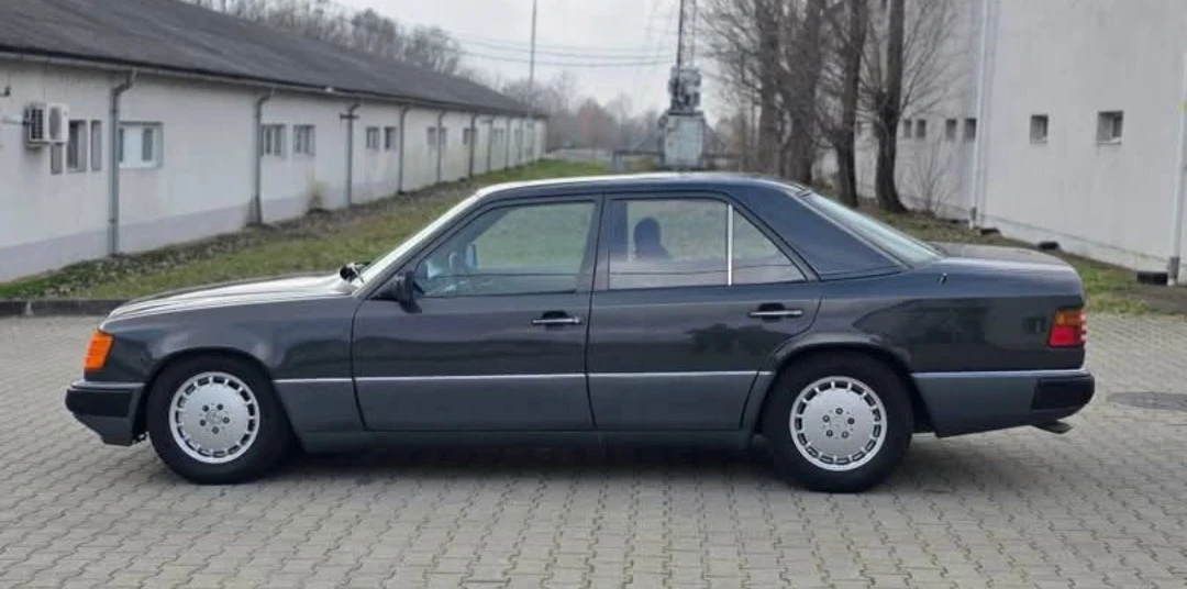 Mercedes-Benz 124 300D, снимка 6 - Автомобили и джипове - 55138071
