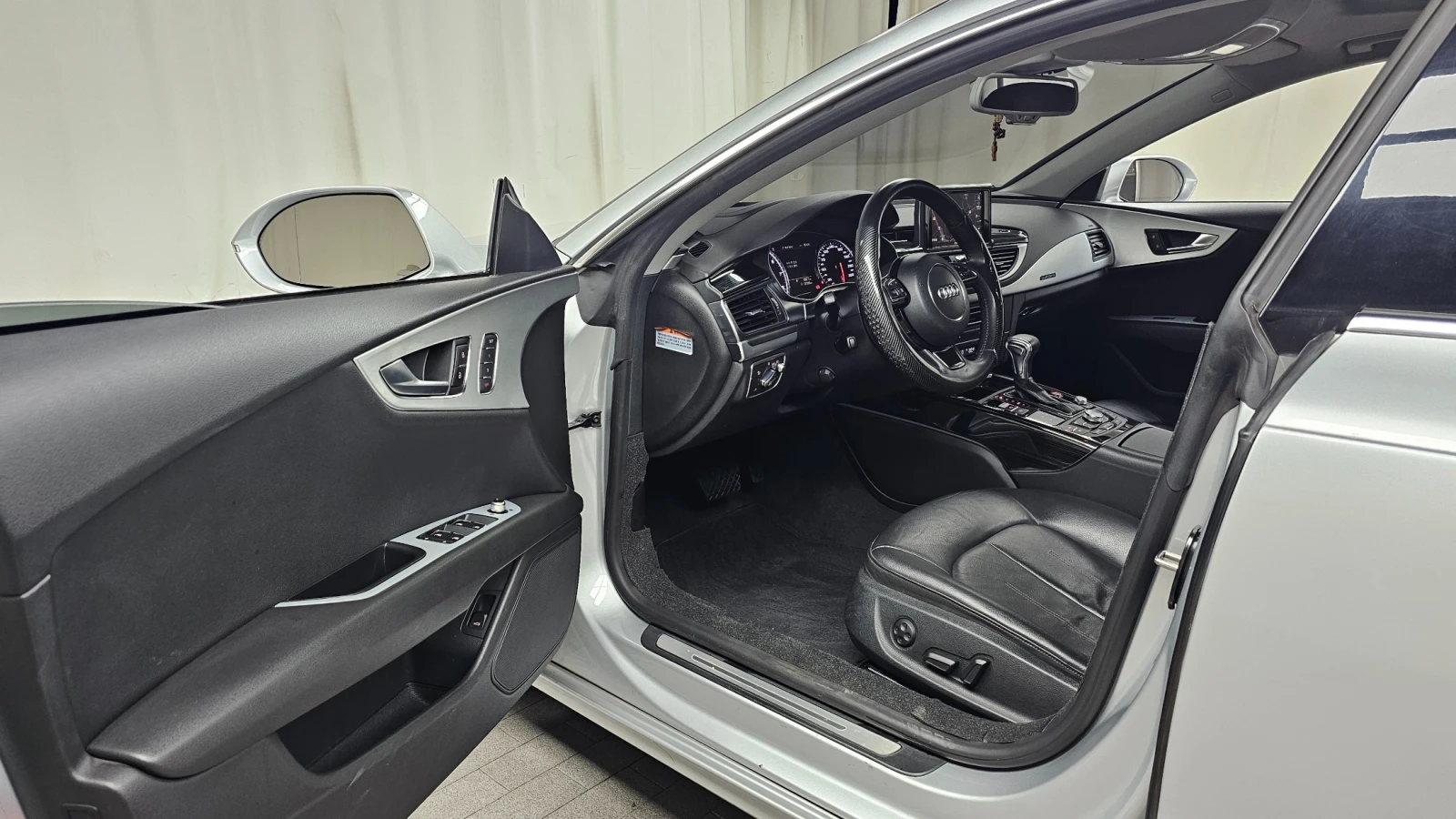 Audi A7 3.0 TFSI Quattro , снимка 9 - Автомобили и джипове - 55218881