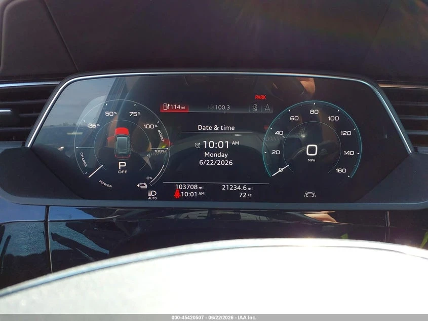 Audi E-Tron Premium Plus, снимка 7 - Автомобили и джипове - 55240768
