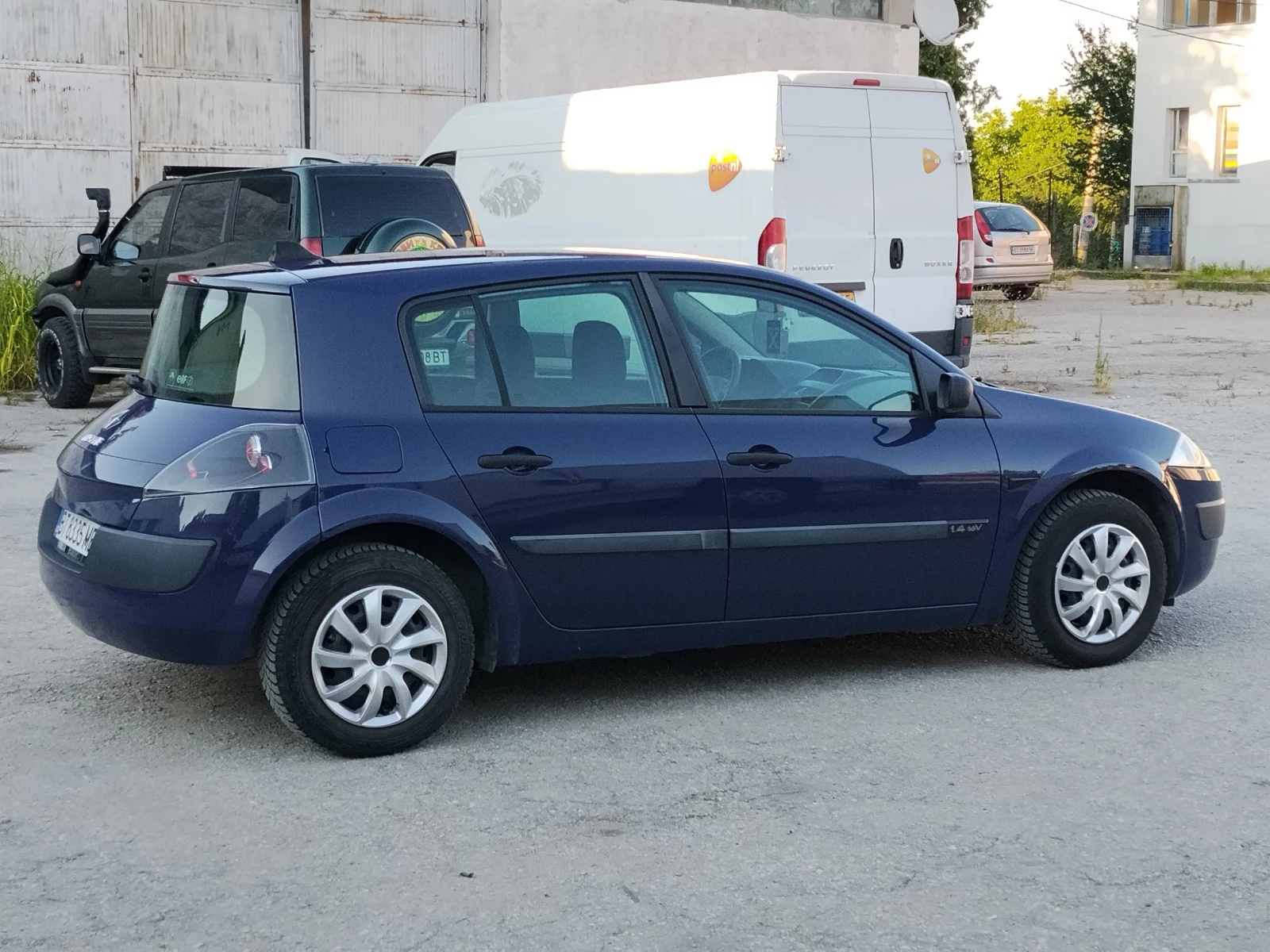 Renault Megane 1.4-16V, снимка 7 - Автомобили и джипове - 55290584