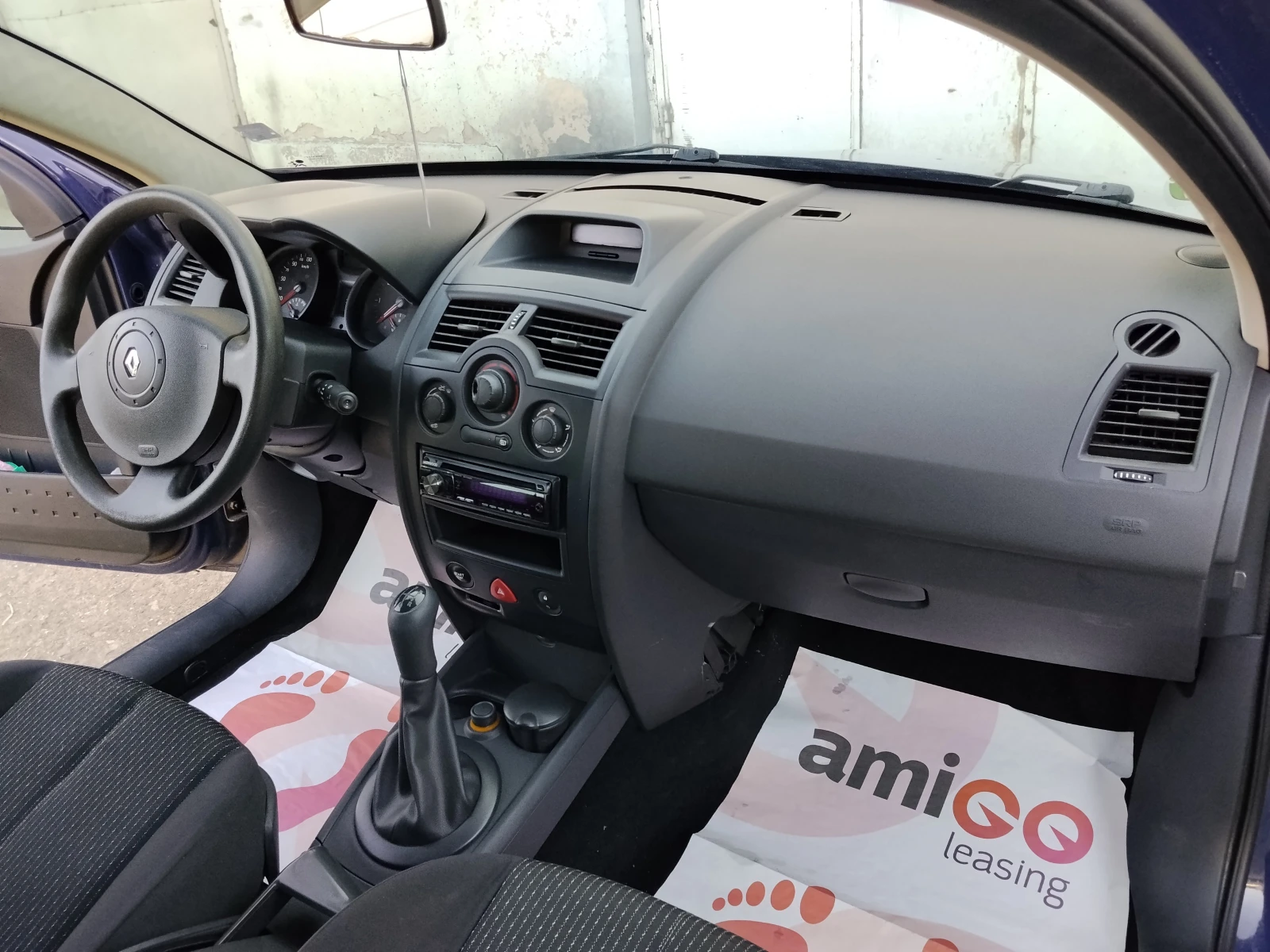 Renault Megane 1.4-16V, снимка 11 - Автомобили и джипове - 55290584