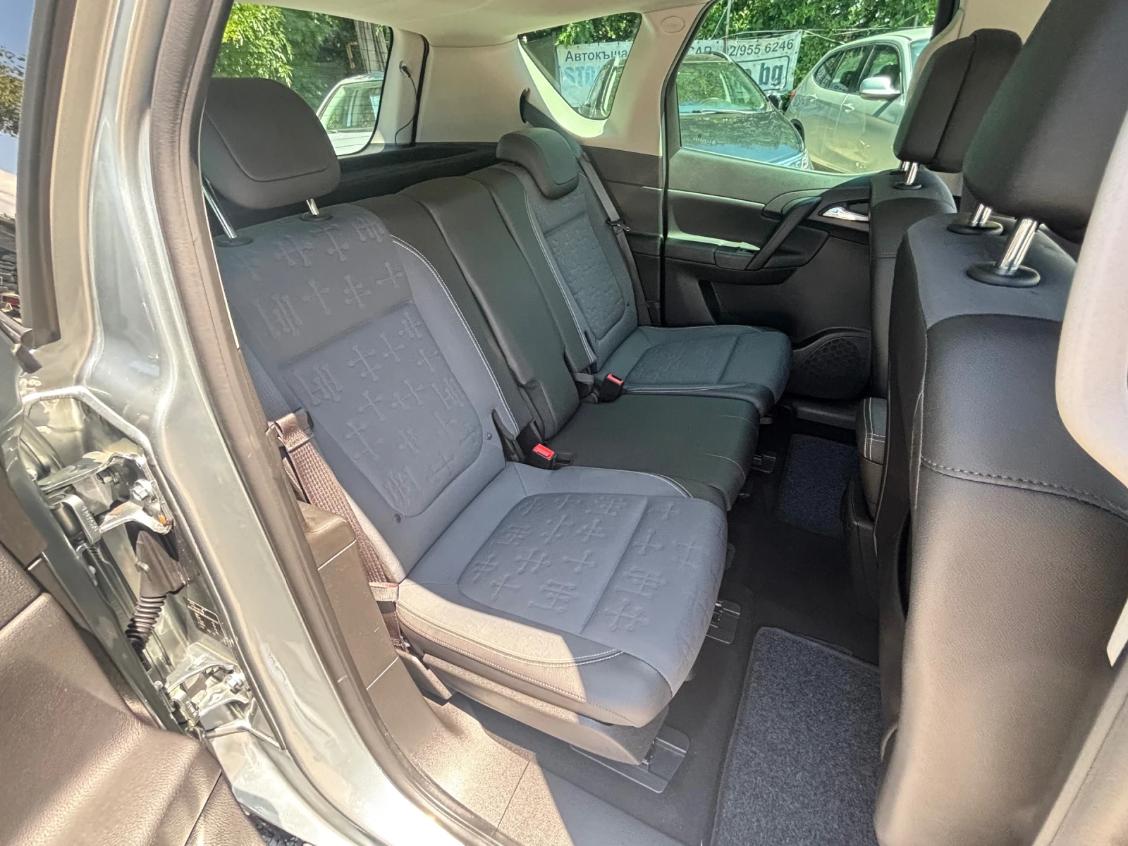 Opel Meriva 1.4 TUBO, снимка 8 - Автомобили и джипове - 55444934