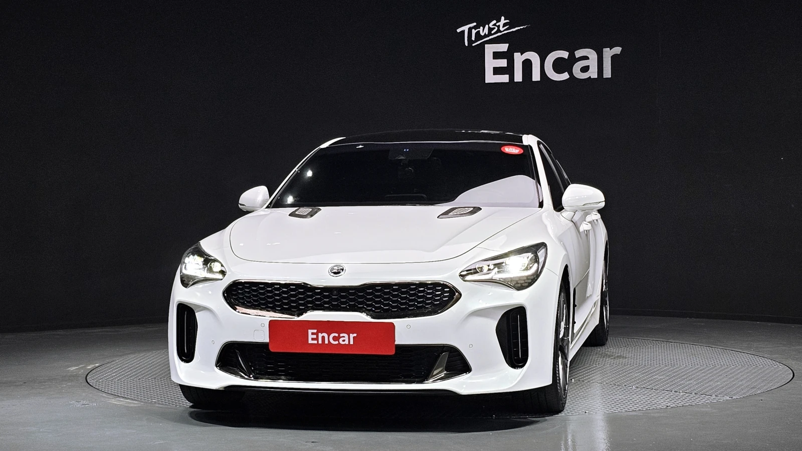 Kia Stinger 2.0 Turbo 2WD autogeorge.com, снимка 4 - Автомобили и джипове - 55707862