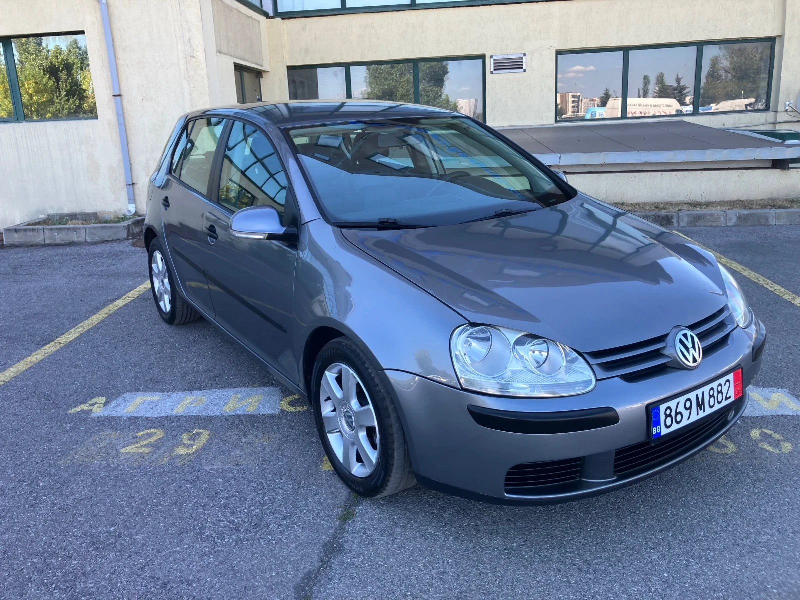 VW Golf 1.9TDI-HLINE, снимка 3 - Автомобили и джипове - 55779335