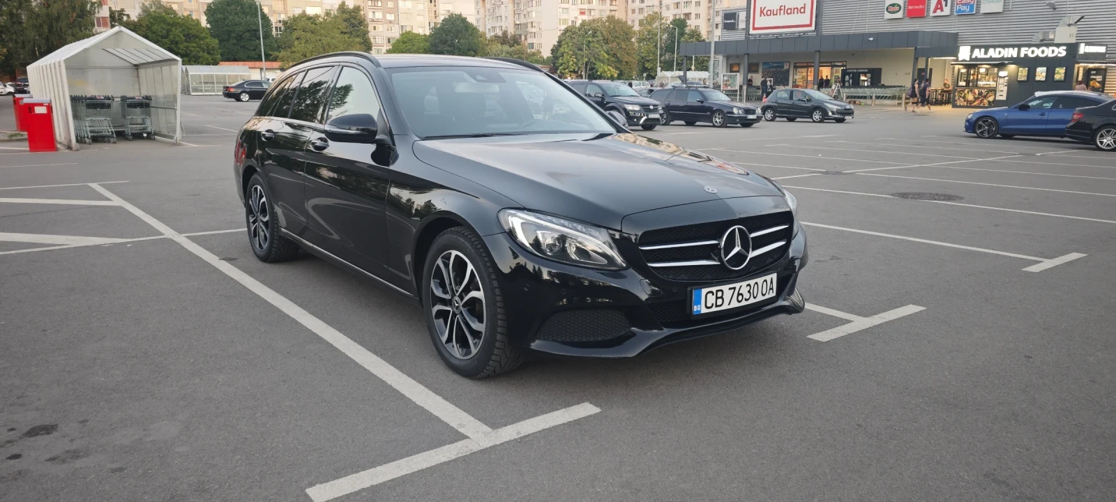 Mercedes-Benz C 220, снимка 2 - Автомобили и джипове - 55962952