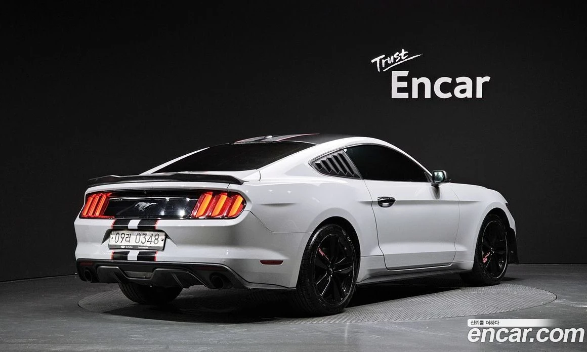 Ford Mustang Coupe, снимка 2 - Автомобили и джипове - 56120052
