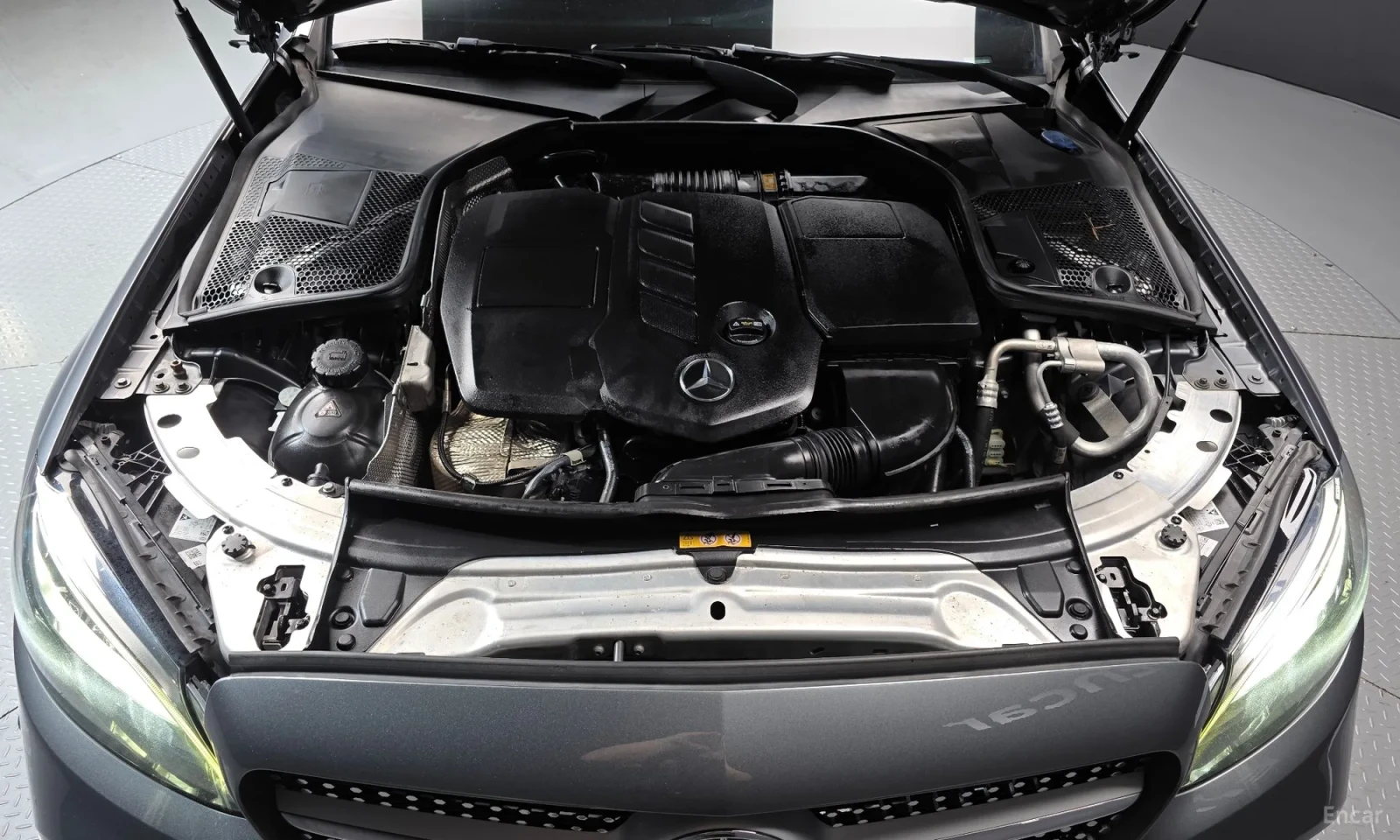 Mercedes-Benz C 220 4MATIC\AMG Line\TOP CENA, снимка 6 - Автомобили и джипове - 56185658