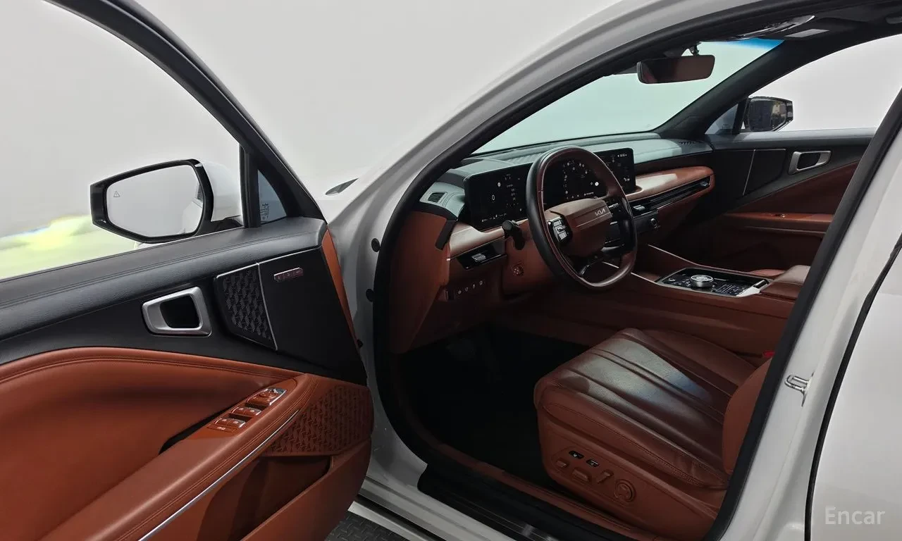 Kia K8 NOBLESSE* 360 КАМЕРИ* ПАНОРАМА* ОБДУХ* КРАЙНА ЦЕНА, снимка 7 - Автомобили и джипове - 56388977