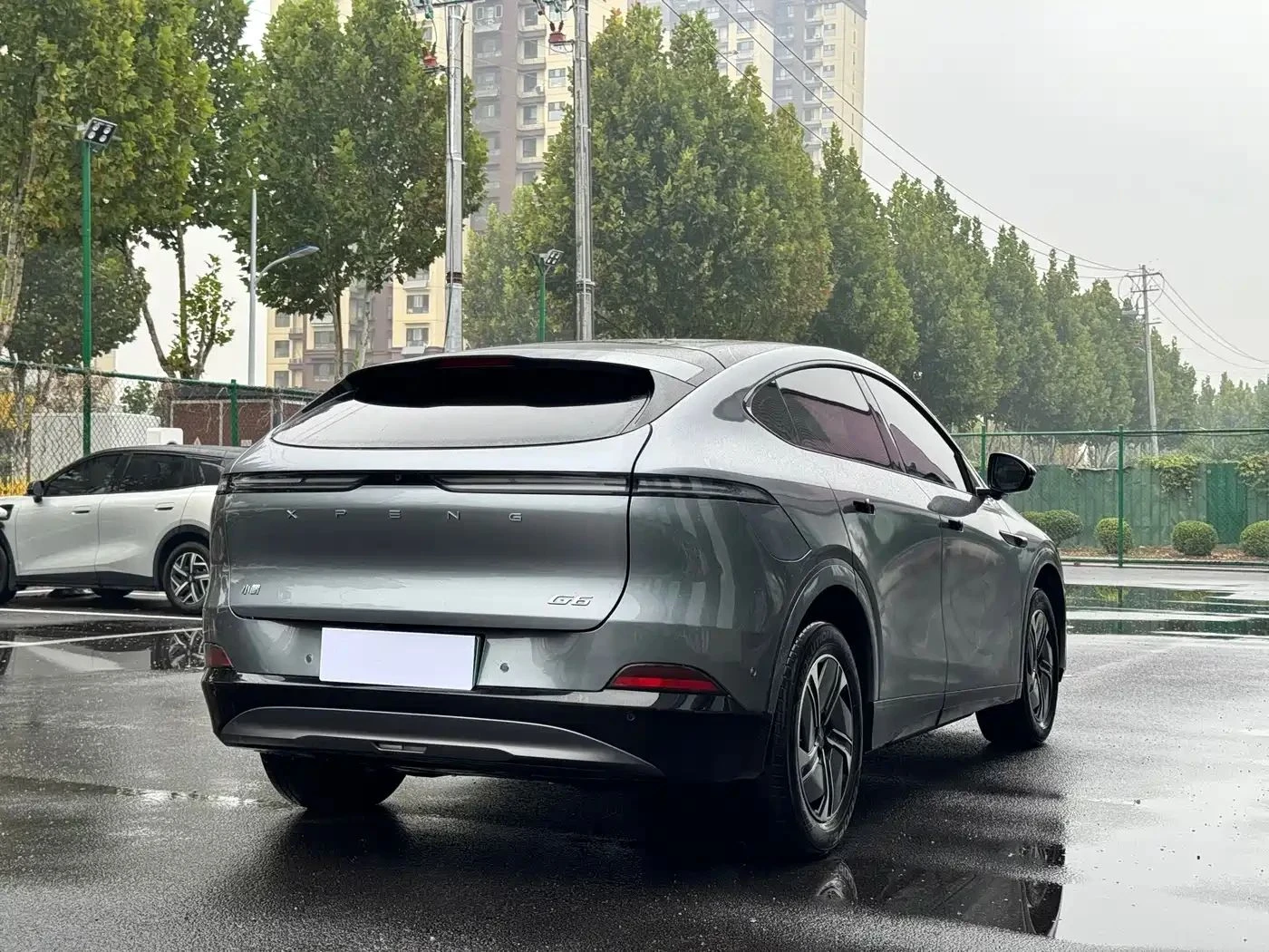Xpeng G6, снимка 4 - Автомобили и джипове - 56683957