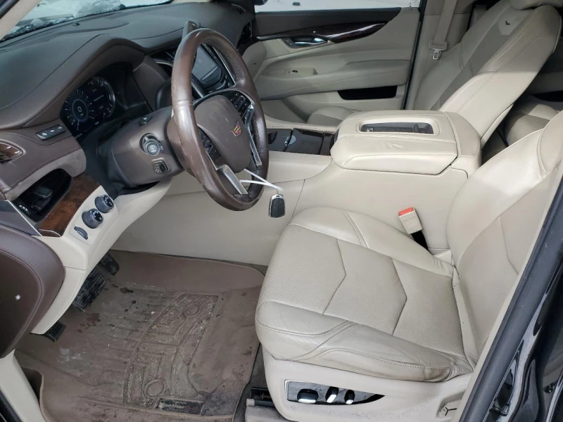 Cadillac Escalade Luxury 4x4, снимка 8 - Автомобили и джипове - 48799044