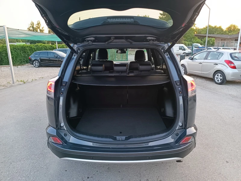 Toyota Rav4 2.0i-152кс-ШВЕЙЦАРИЯ-FACELIFT-6ск-4Х4-NAVI-Keyless, снимка 5 - Автомобили и джипове - 51098203