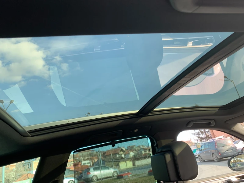 VW Touareg, снимка 11 - Автомобили и джипове - 52372112