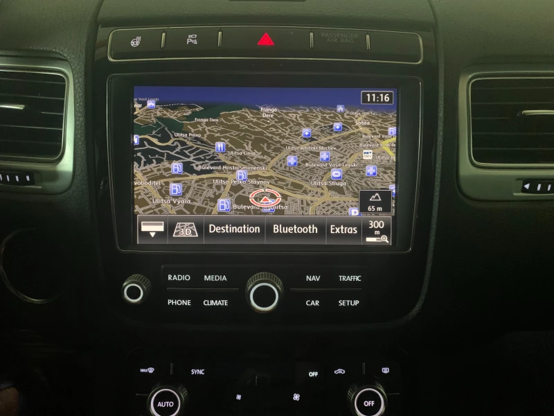 VW Touareg, снимка 4 - Автомобили и джипове - 52372112