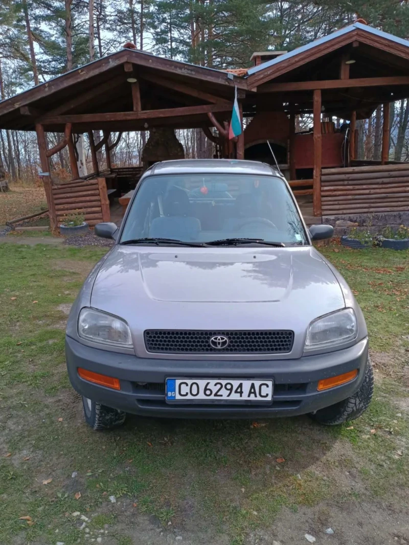 Toyota Rav4 2.0, снимка 2 - Автомобили и джипове - 52655141