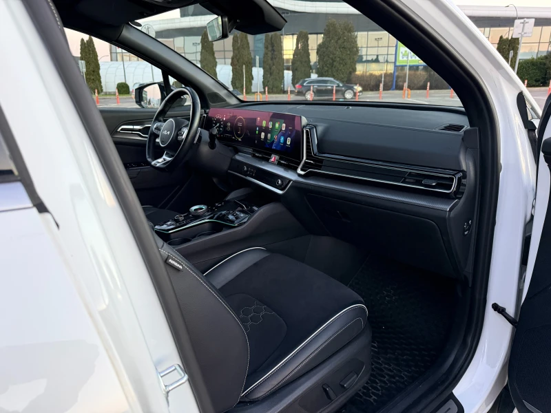 Kia Sportage GT line 4x4, Plug-in-Hybrid 265 к.с., снимка 8 - Автомобили и джипове - 52916677