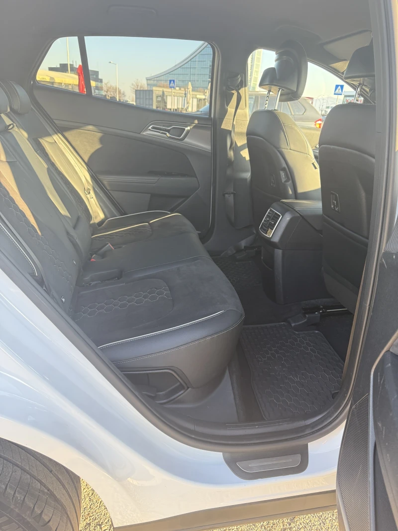 Kia Sportage GT line 4x4, Plug-in-Hybrid 265 к.с., снимка 5 - Автомобили и джипове - 52861598