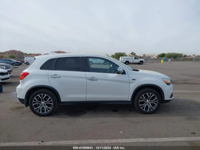 Mitsubishi Outlander SPORT 2.0 SE, снимка 7 - Автомобили и джипове - 48512167