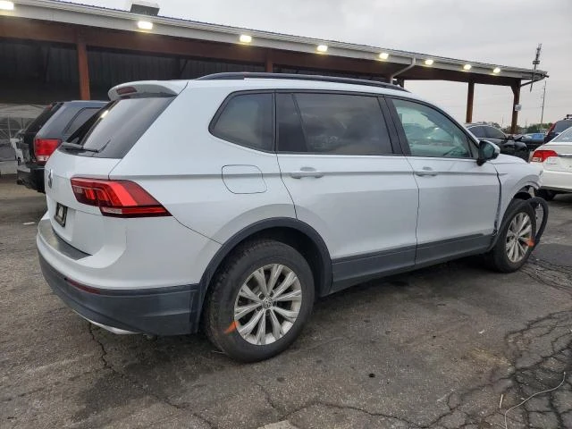 VW Tiguan 2.0L 4 All wheel drive, снимка 8 - Автомобили и джипове - 52975957