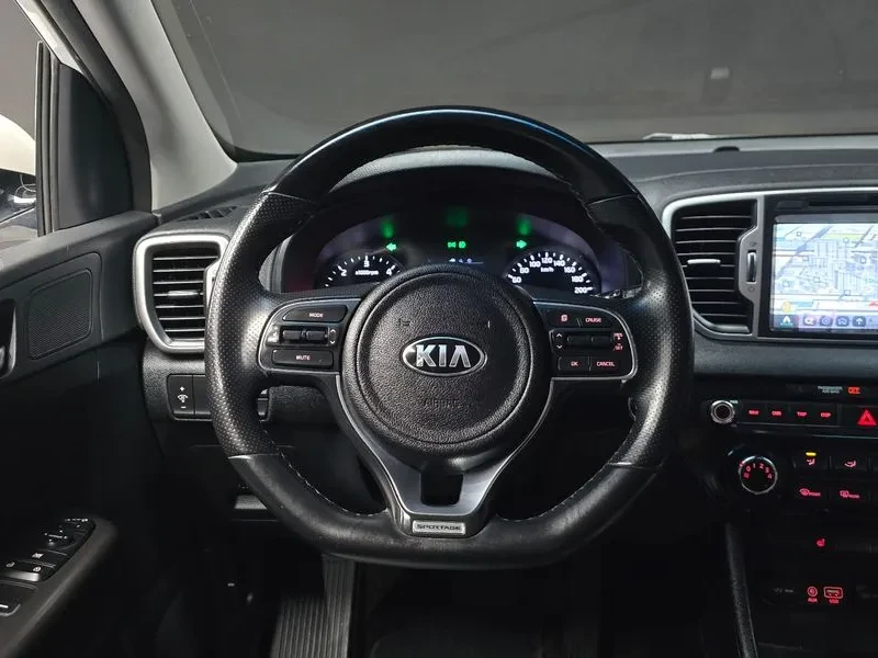 Kia Sportage 4Th Generation Diesel 1.7 2Wd Trendy, снимка 12 - Автомобили и джипове - 55100271