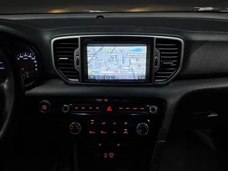 Kia Sportage 4Th Generation Diesel 1.7 2Wd Trendy, снимка 13 - Автомобили и джипове - 55100271