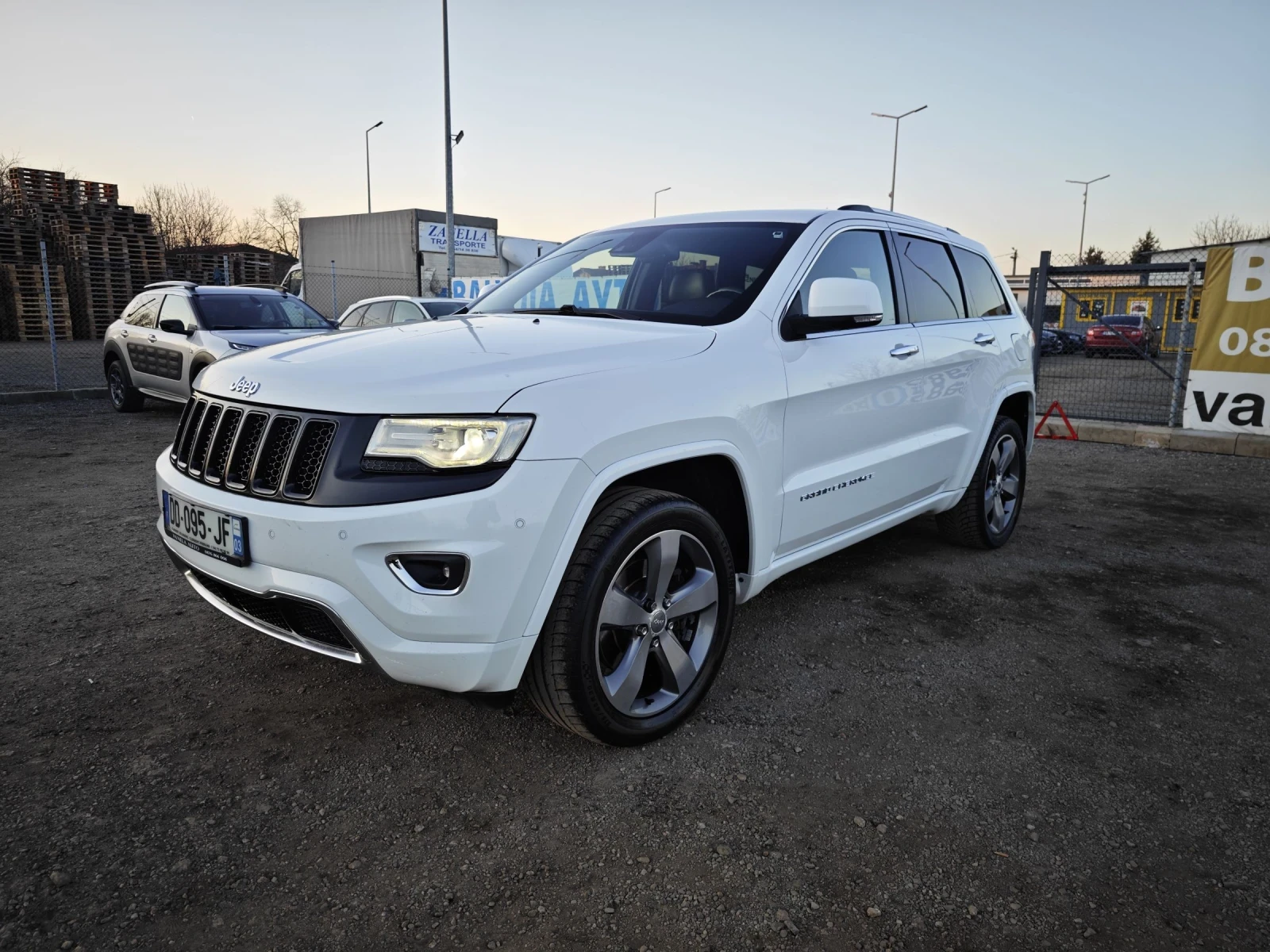 Jeep Grand cherokee OVERLAND TOP FULL - изображение 2