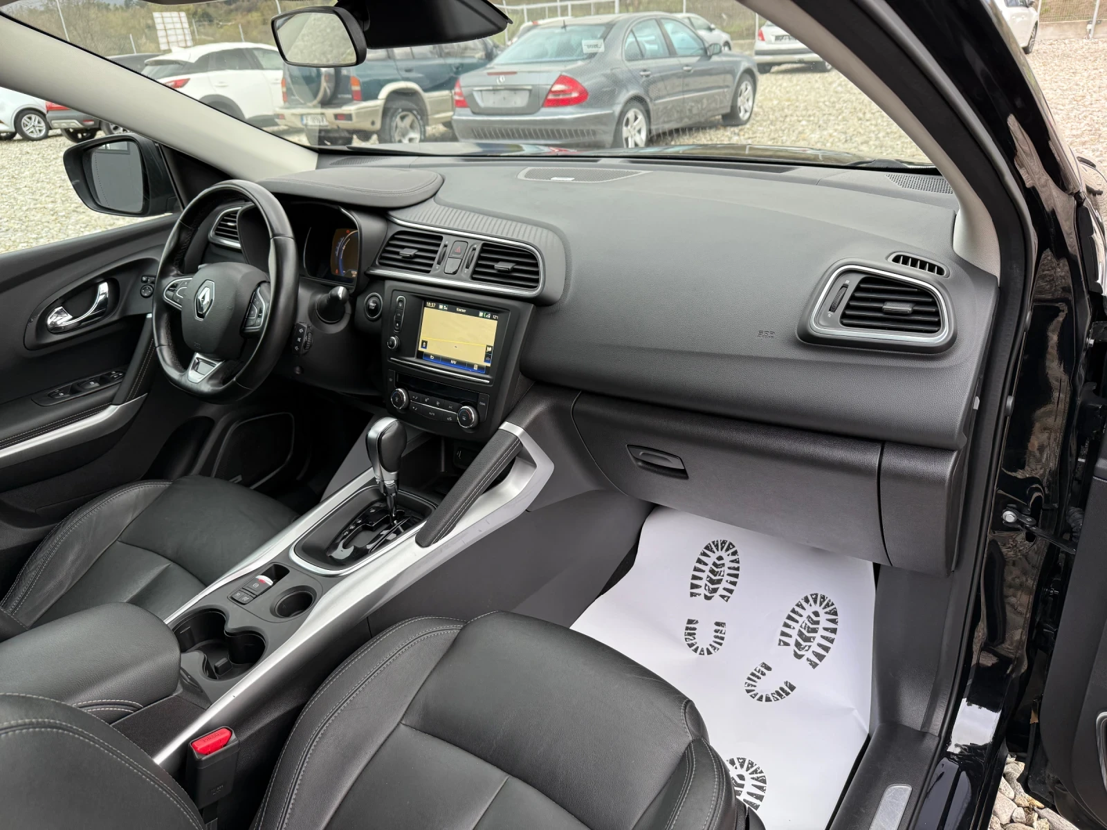 Renault Kadjar 1.2 TCE BOSE AUTOMAT KOJA | Mobile.bg — изображение 13