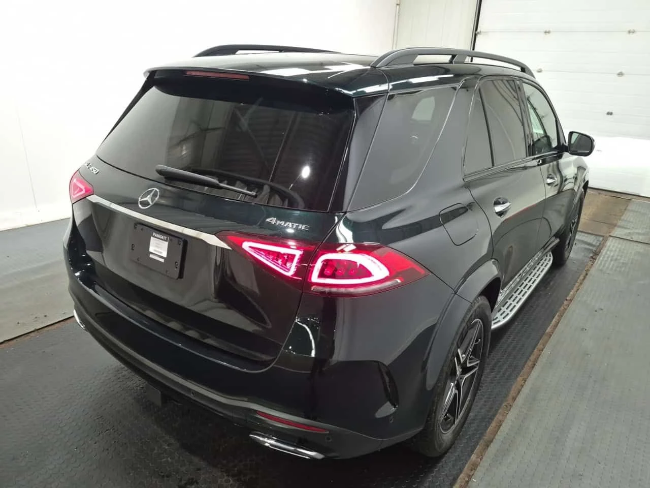 Mercedes-Benz GLE AMG Line * CARFAX * Без инциденти * От Mercedes * , снимка 3 - Автомобили и джипове - 54855017