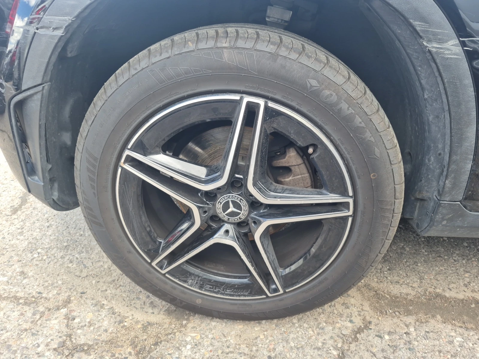 Mercedes-Benz GLC 300 * ДИСТРОНИК * 2 КЛЮЧА * ПАНОРАМА * , снимка 5 - Автомобили и джипове - 55104065