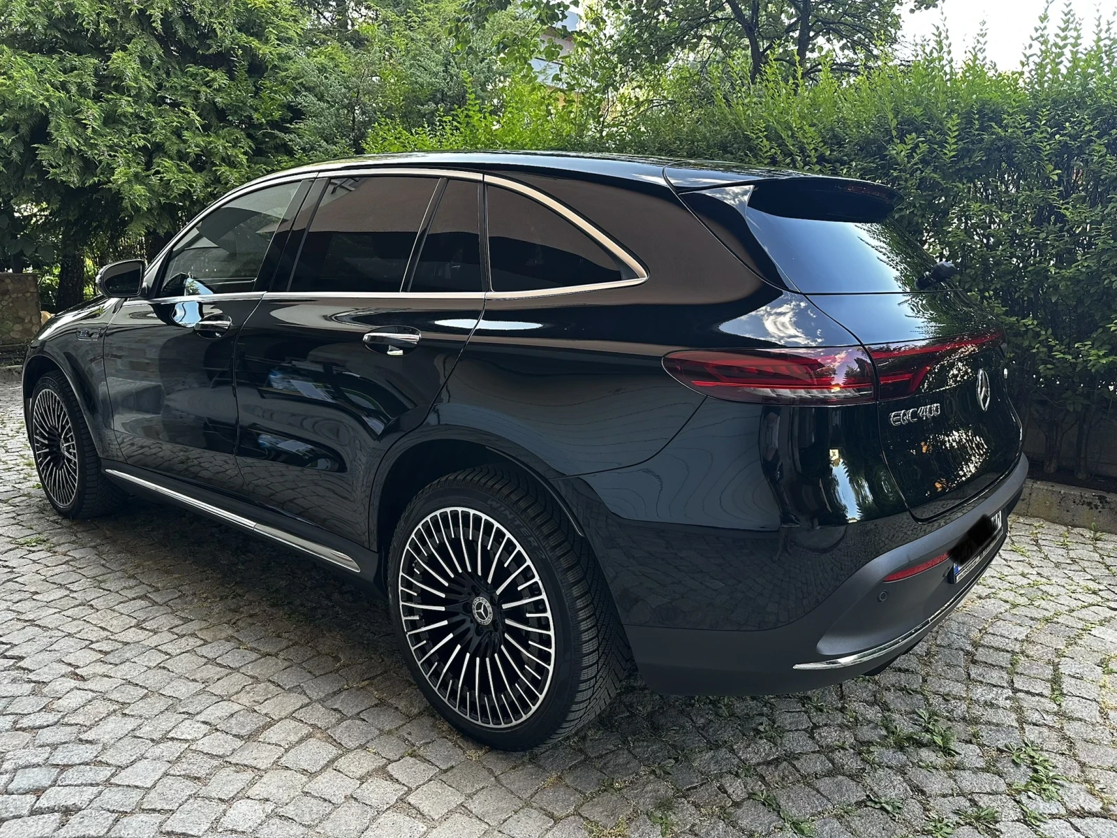 Mercedes-Benz EQC, снимка 4 - Автомобили и джипове - 55504708