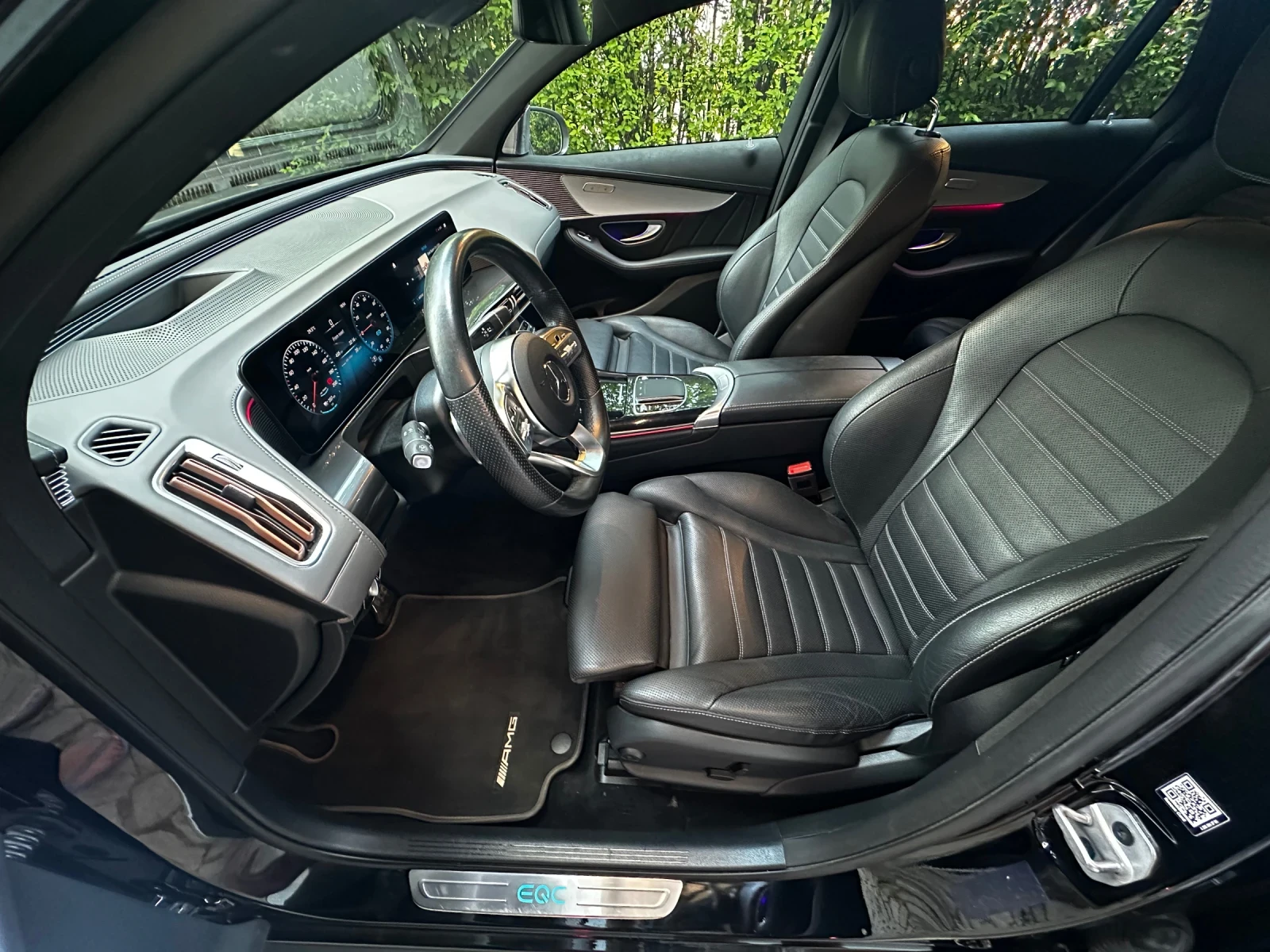 Mercedes-Benz EQC, снимка 9 - Автомобили и джипове - 55504708