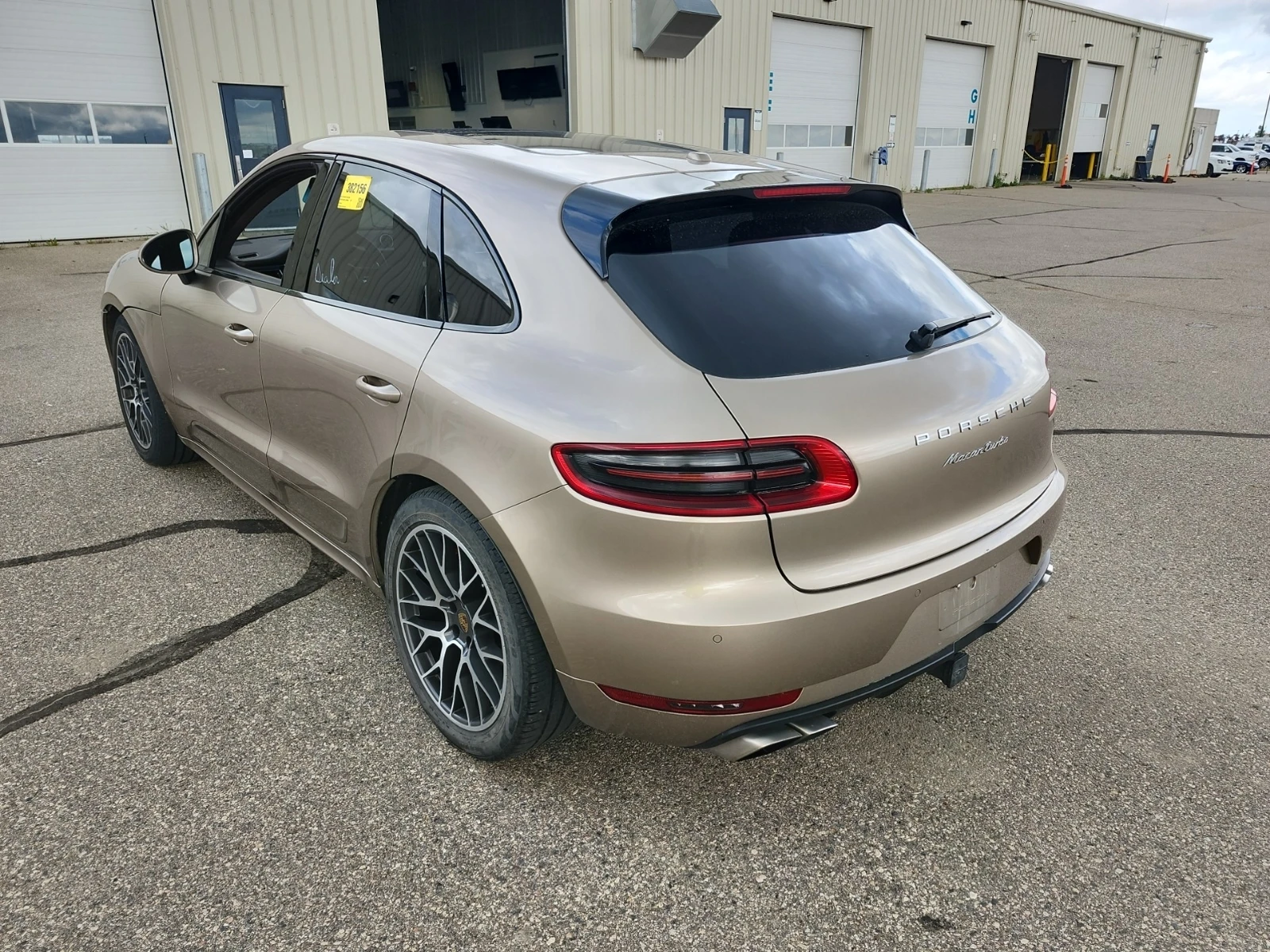 Porsche Macan Turbo SportChrono* Обдух* Подгрев* BOSE* Пано* Кам, снимка 3 - Автомобили и джипове - 56120815