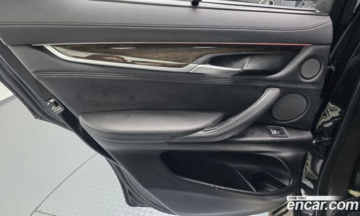 BMW X6 xDrive 30d, снимка 15 - Автомобили и джипове - 56157107