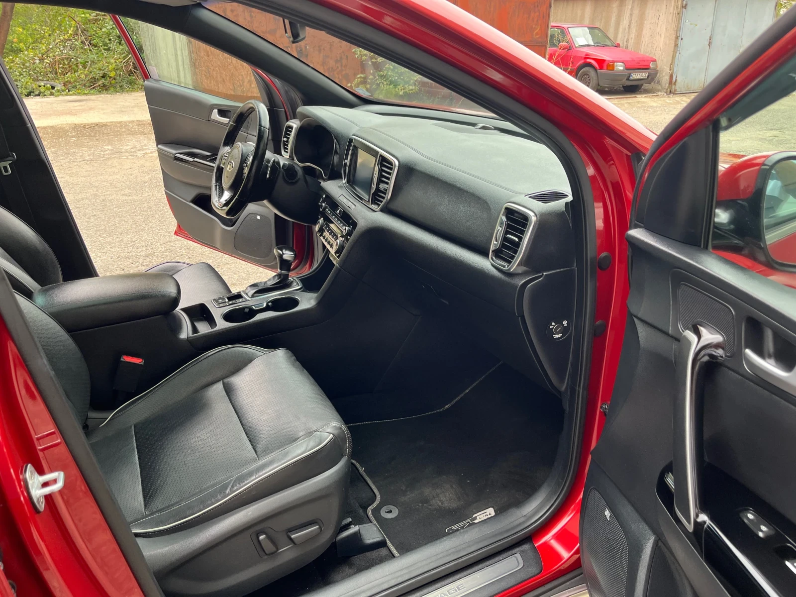 Kia Sportage GT-Line 177ps 4x4 full! Швейцария!, снимка 8 - Автомобили и джипове - 56242283