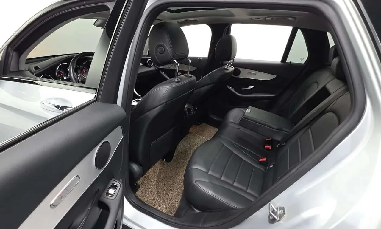 Mercedes-Benz GLC * GLC350e 4MATIC Premium * , снимка 12 - Автомобили и джипове - 56296515