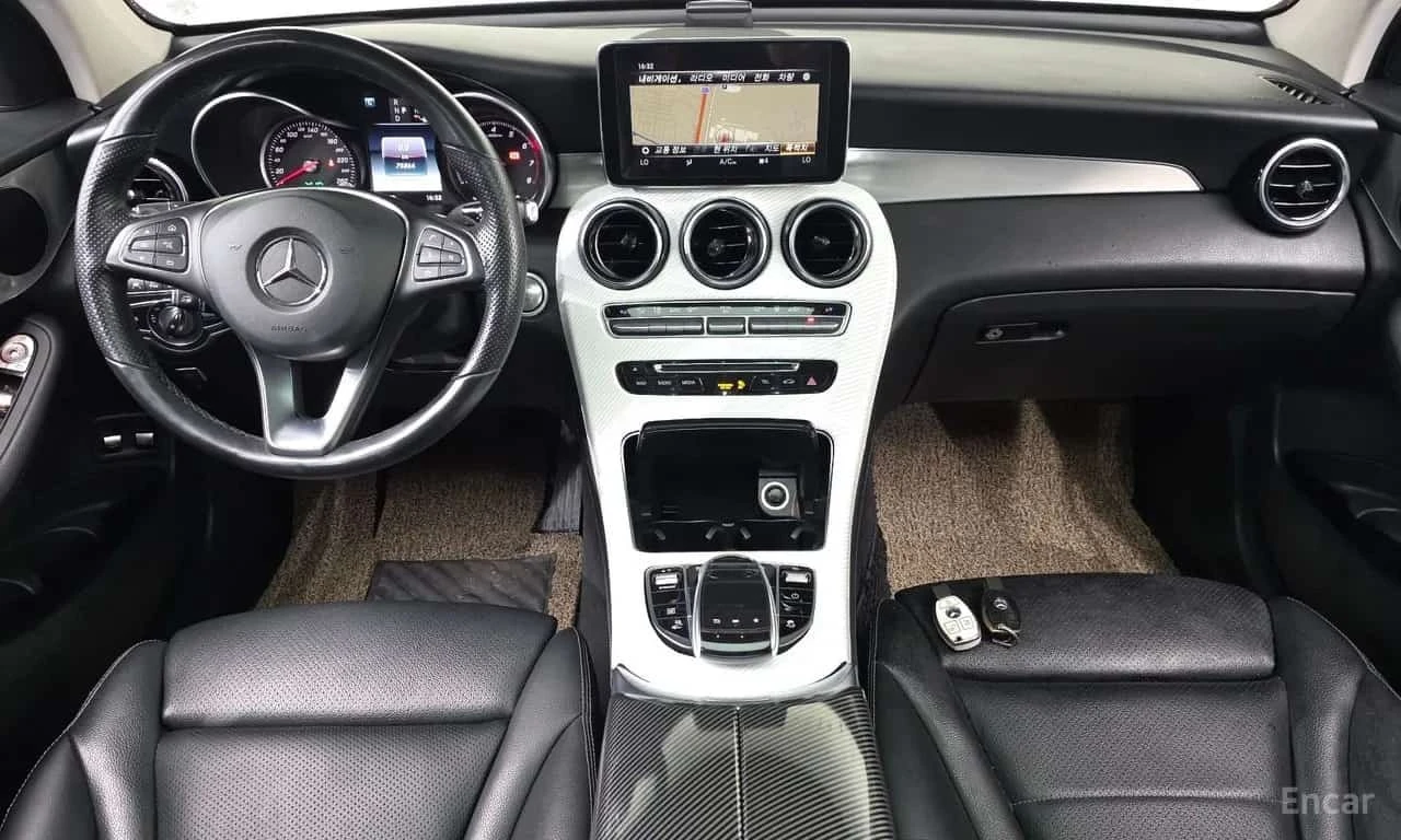 Mercedes-Benz GLC * GLC350e 4MATIC Premium * , снимка 7 - Автомобили и джипове - 56296515