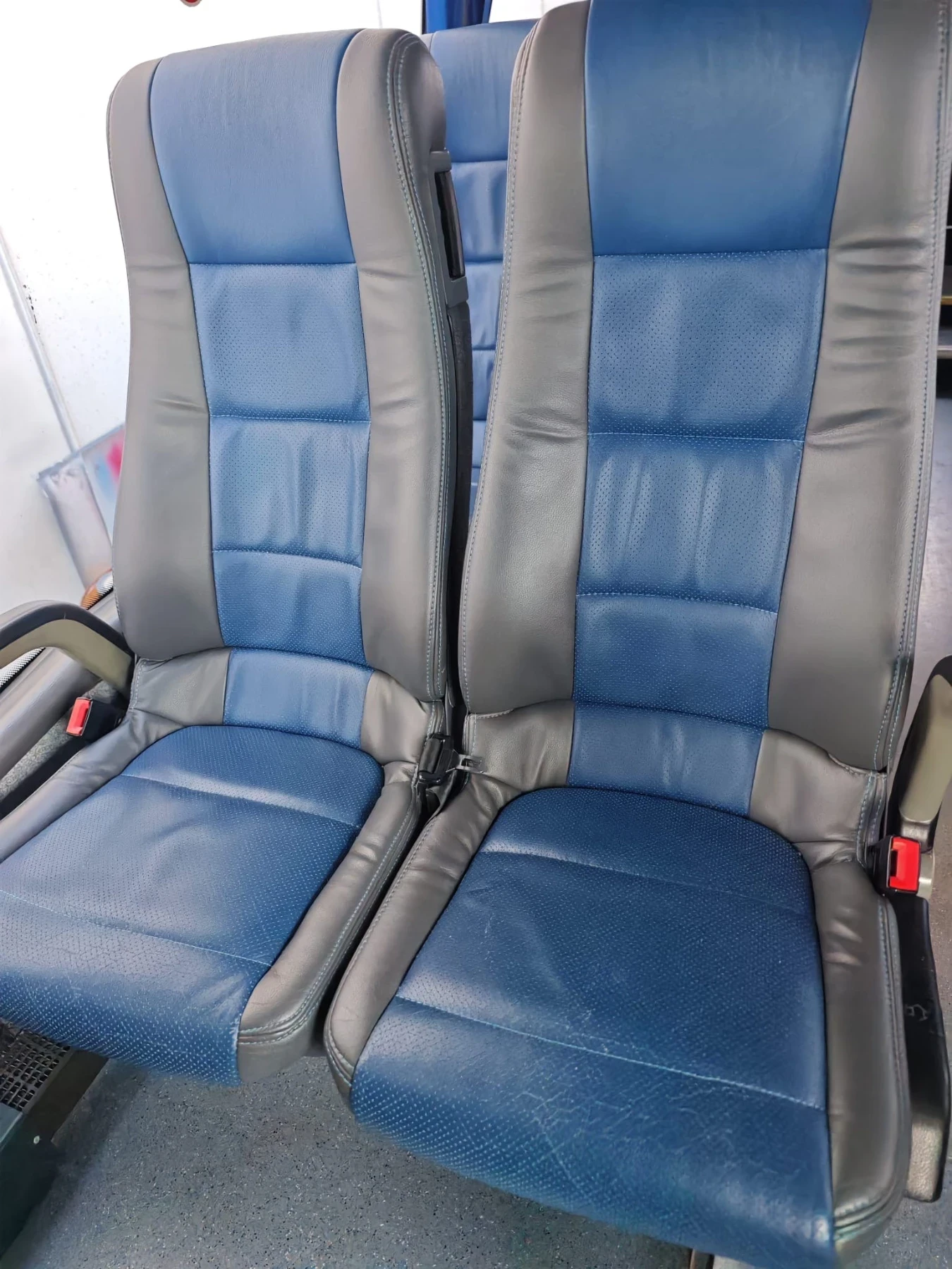 Iveco Classic MAGO 2 31 mesta klima telma vip izpilnenie - изображение 6