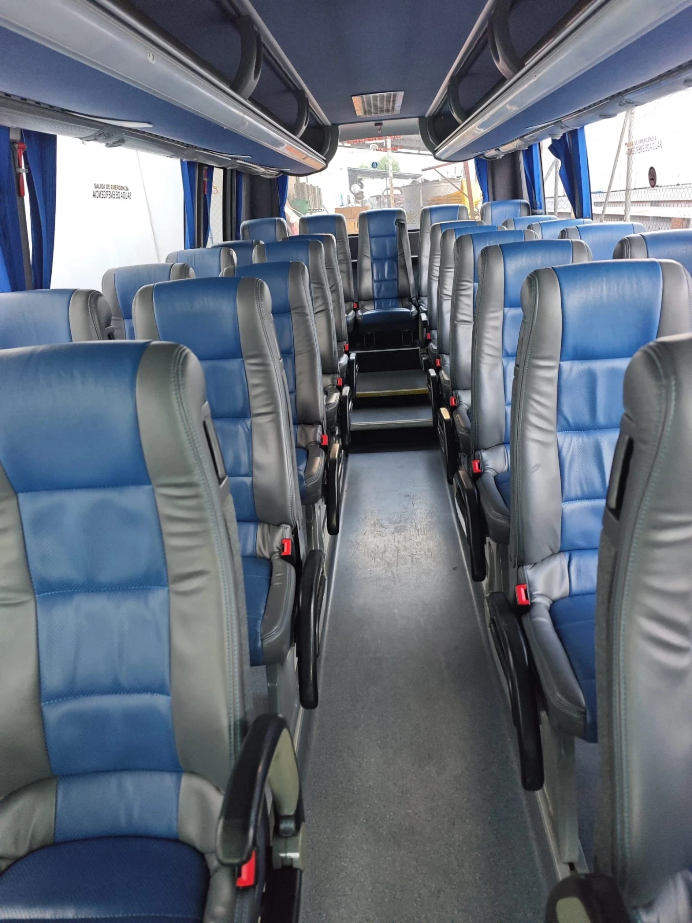 Iveco Classic MAGO 2 31 mesta klima telma vip izpilnenie - изображение 5