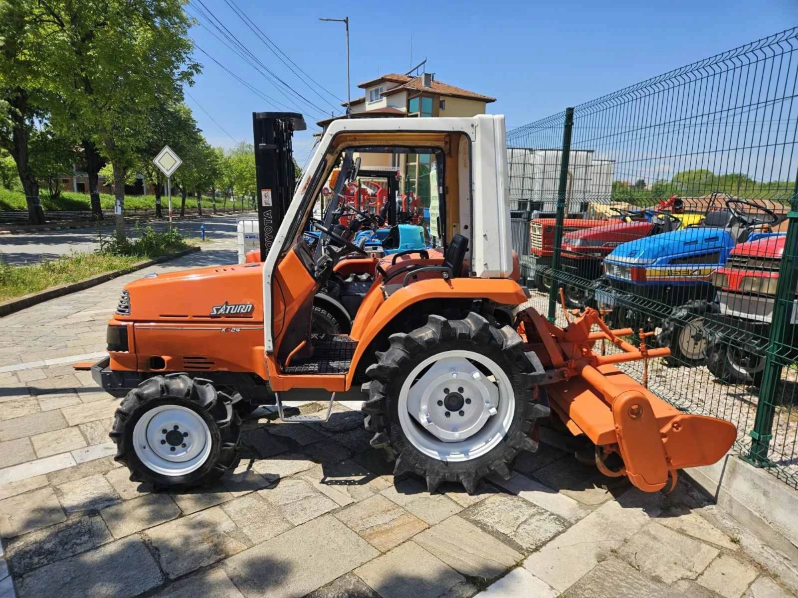Трактор Yanmar Yanmar-Kubota, снимка 3 - Селскостопанска техника - 48045177