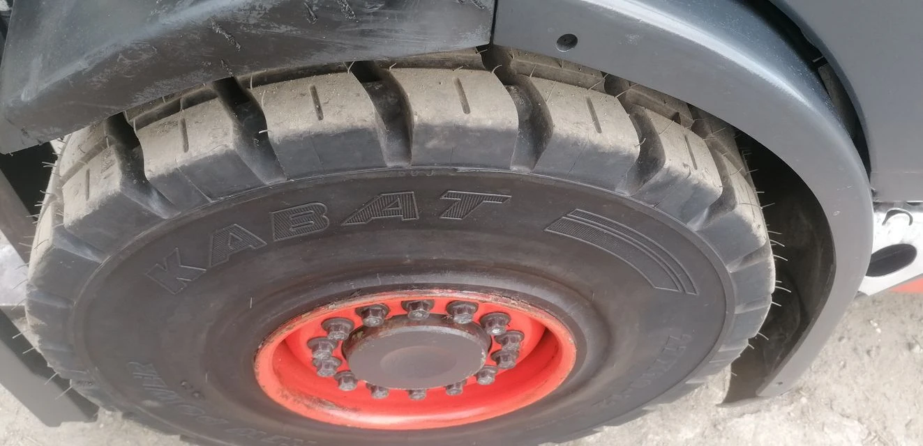 Мотокар Linde H30D-02, снимка 9 - Индустриална техника - 54609300