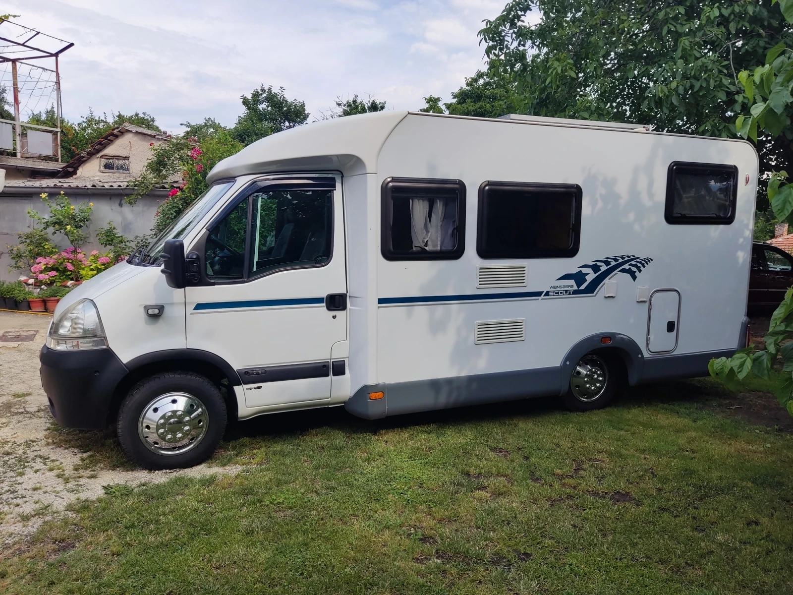 Кемпер Knaus 2.5DCI