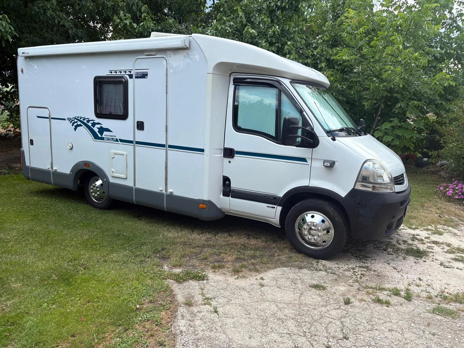 Кемпер Knaus 2.5DCI, снимка 2 - Каравани и кемпери - 55051285