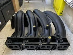 Всмукателен колектор Mercedes C-class 2001-, снимка 1